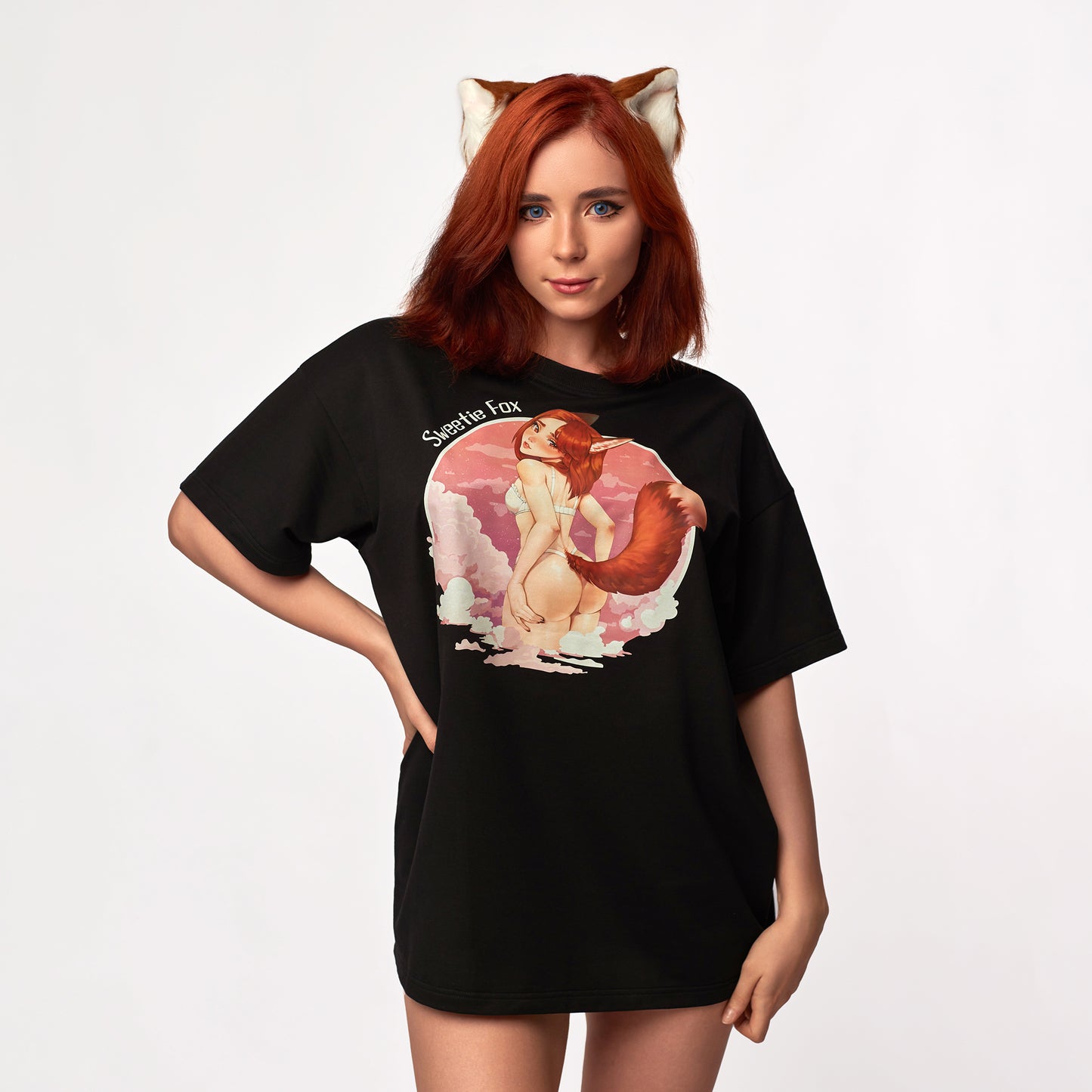 T-shirt black